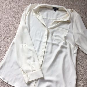 Brand new without tags The Limited size M shirt